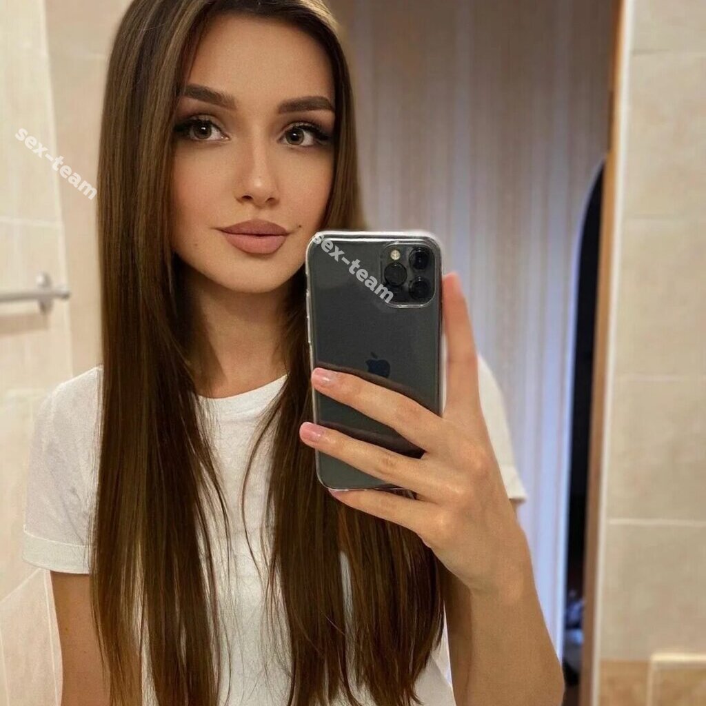 Аня